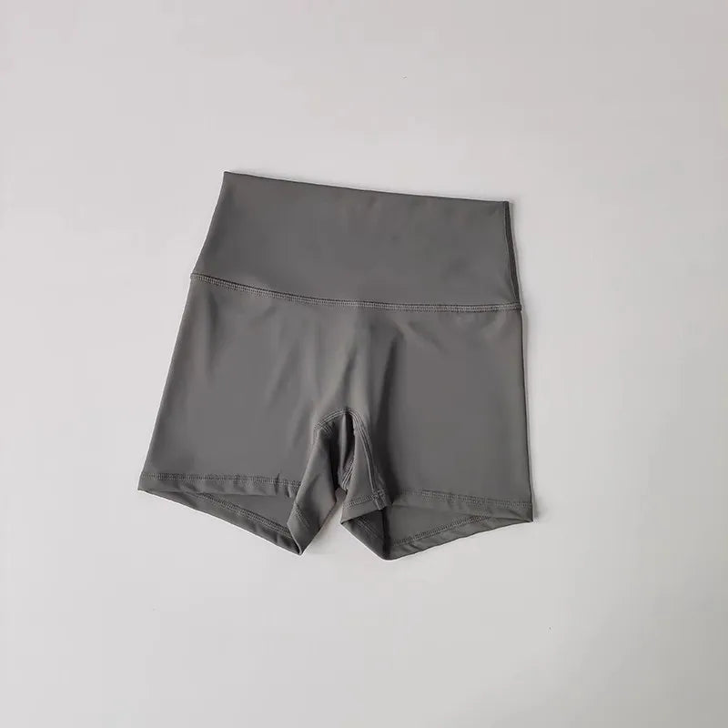 Eterna Chic Yoga Sport Short  2025