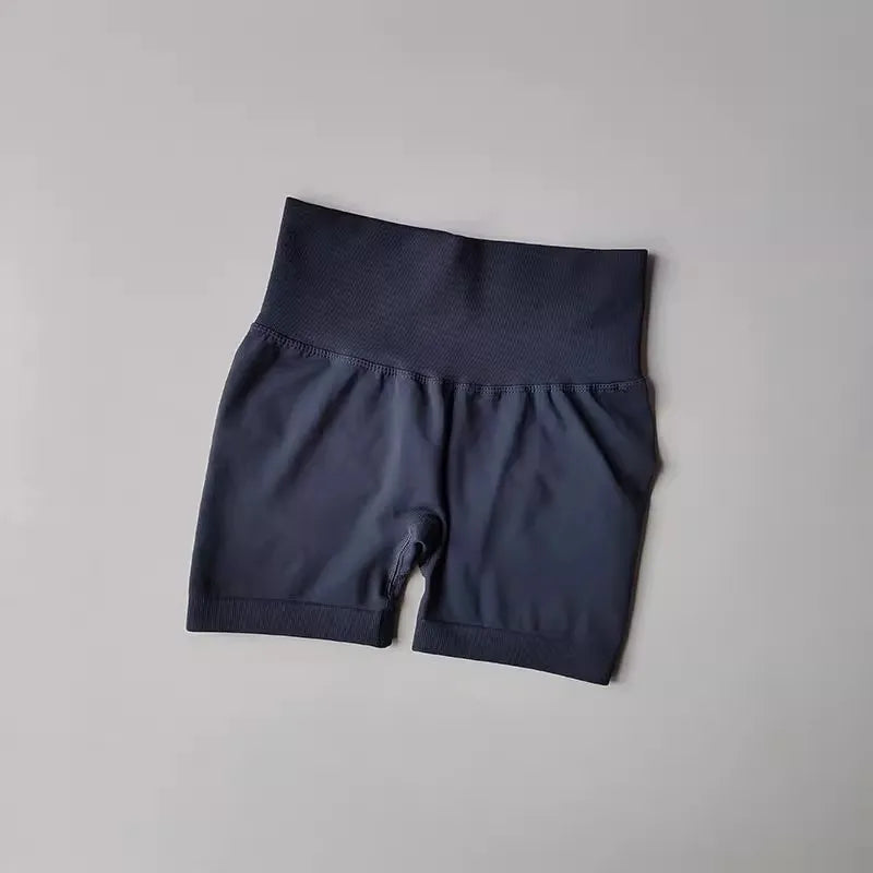 Eterna Chic Yoga Sport Short  2025