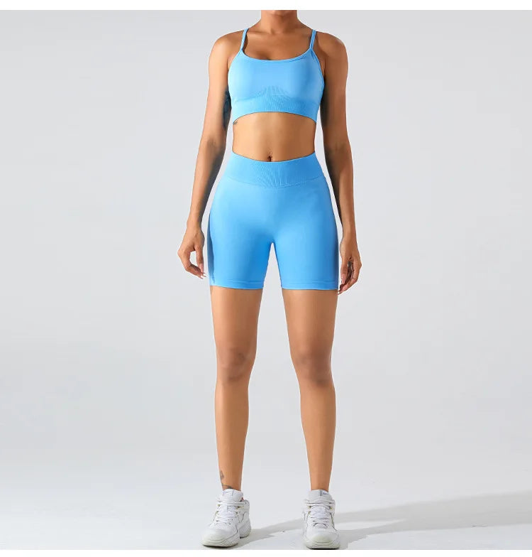 Eterna Chic Yoga Sport Short 2025