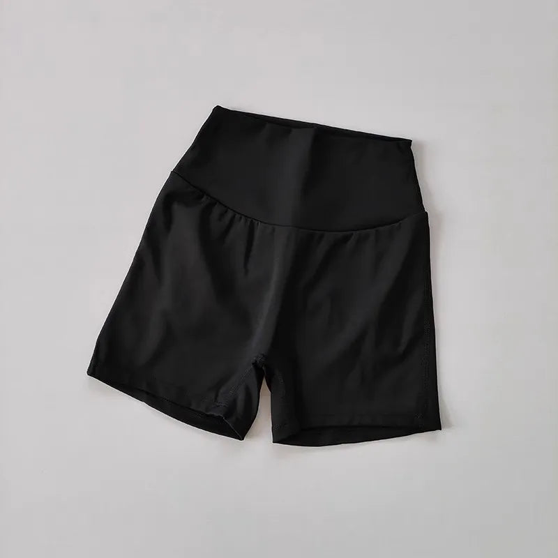 Eterna Chic Yoga Sport Short  2025