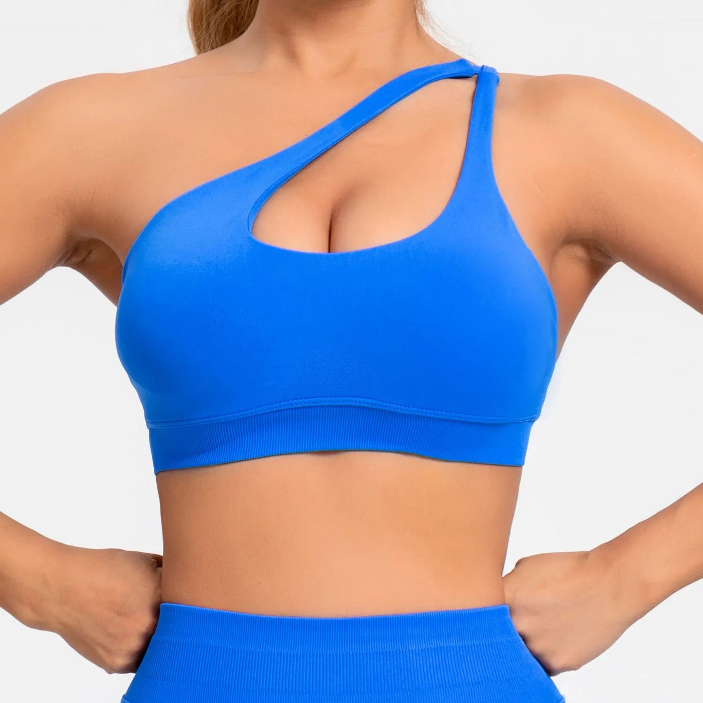 Eterna Chic Yoga Sport Bra 2025