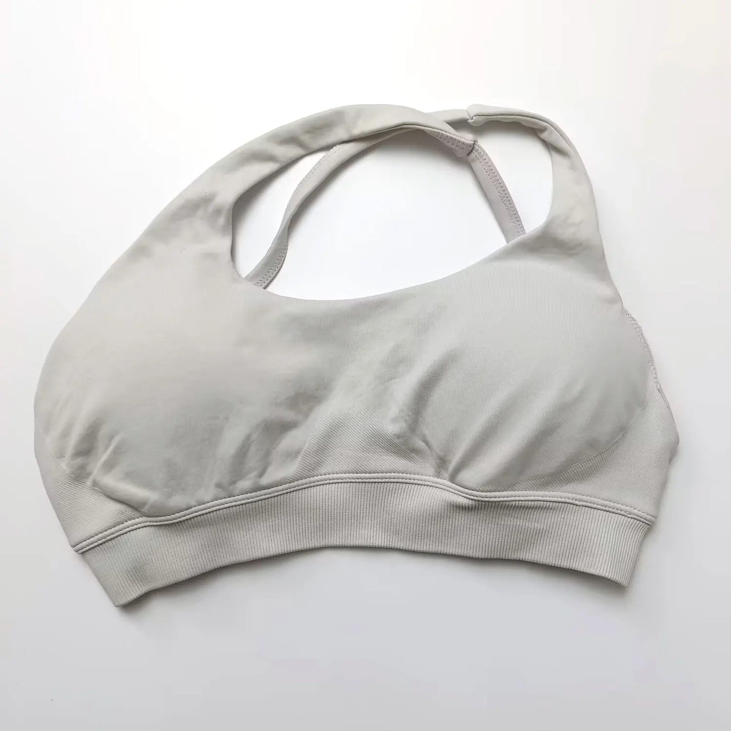 Eterna Chic Yoga Sport Bra 2025