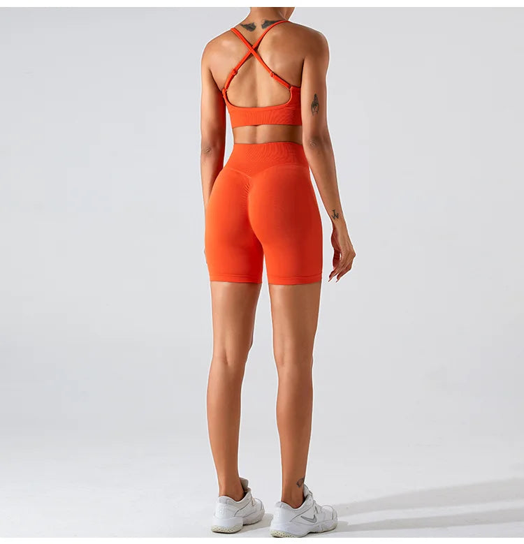 Eterna Chic Yoga Sport Short 2025