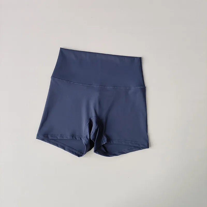 Eterna Chic Yoga Sport Short 2025