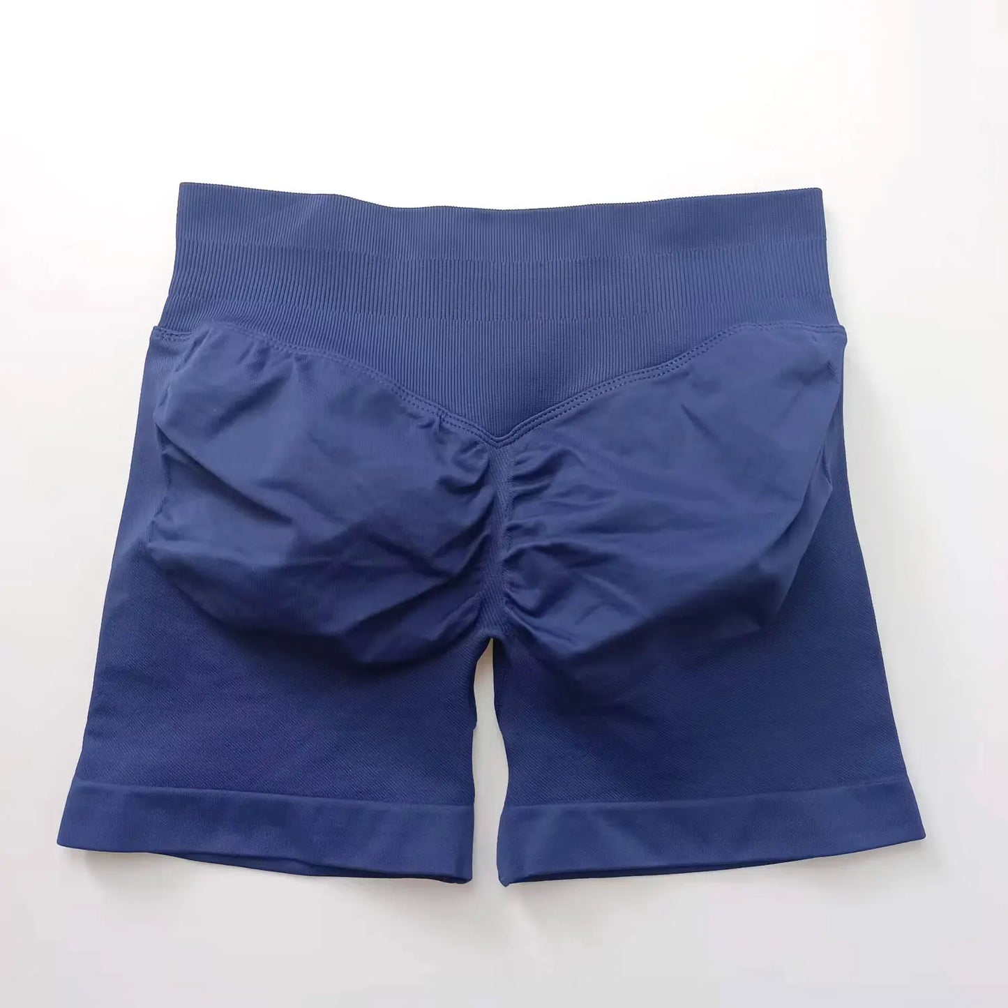 Eterna Chic Yoga Sport Short 2025