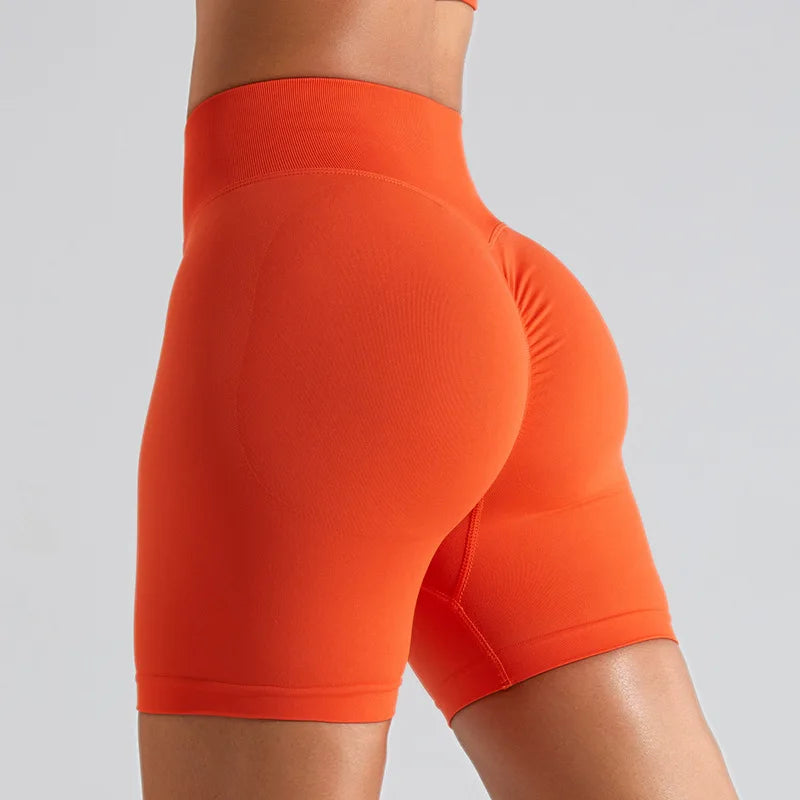 Eterna Chic Yoga Sport Short 2025