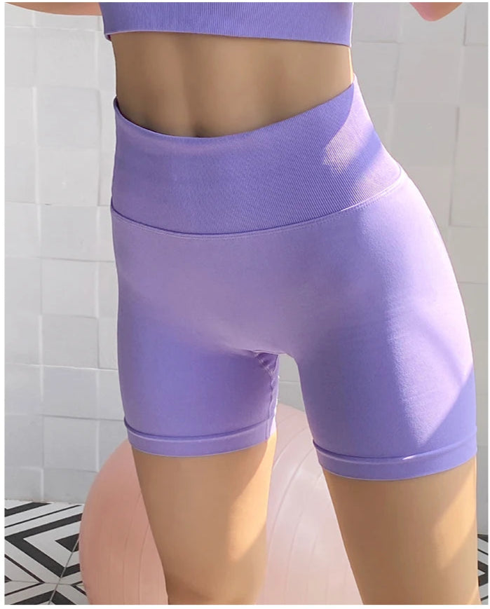 Eterna Chic Yoga Sport Short  2025