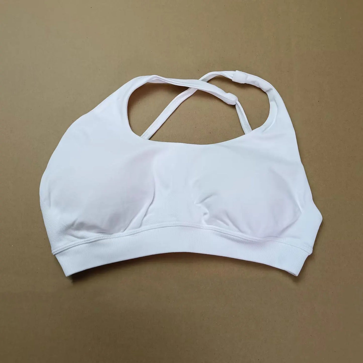 Eterna Chic Yoga Sport Bra 2025