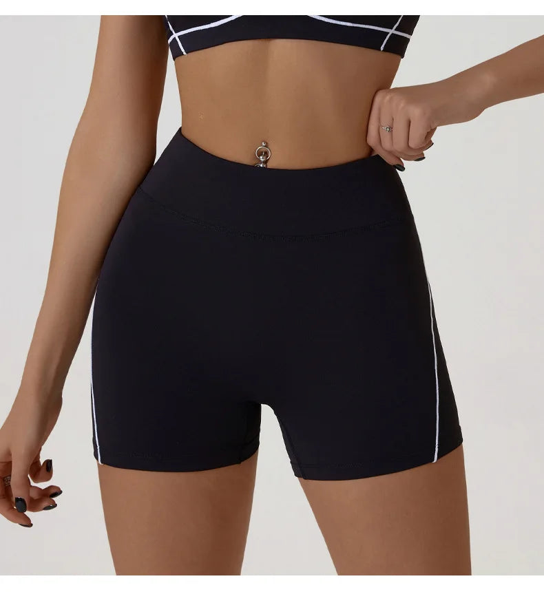 Eterna Chic Yoga Sport short 2025